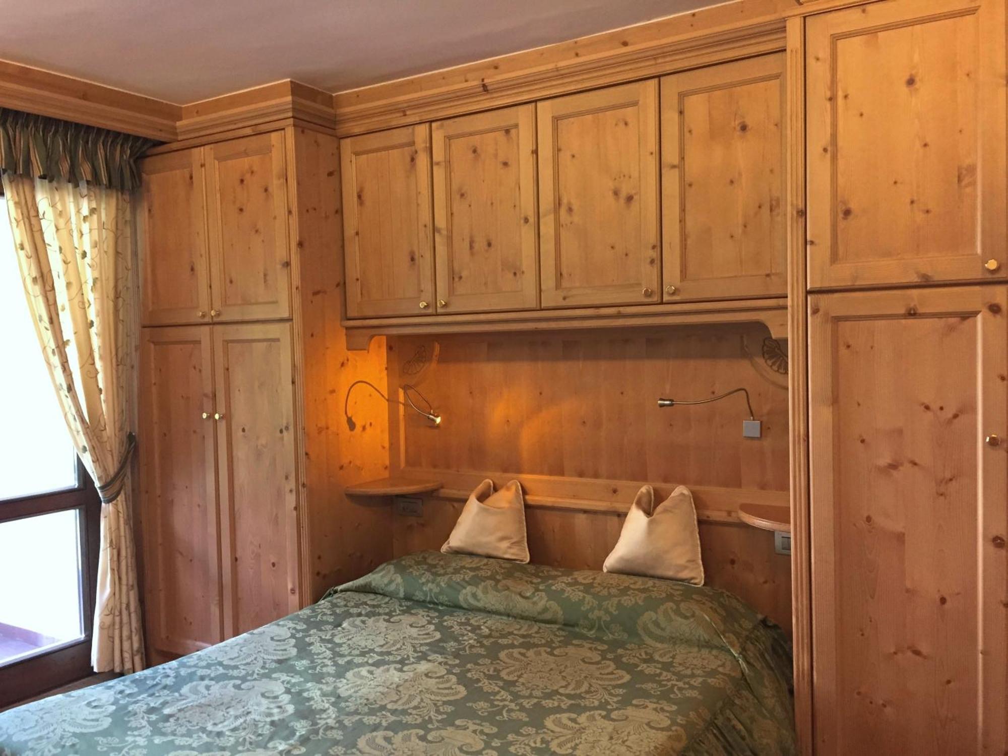 Parkhotel Ladinia San Vito di Cadore Rom bilde
